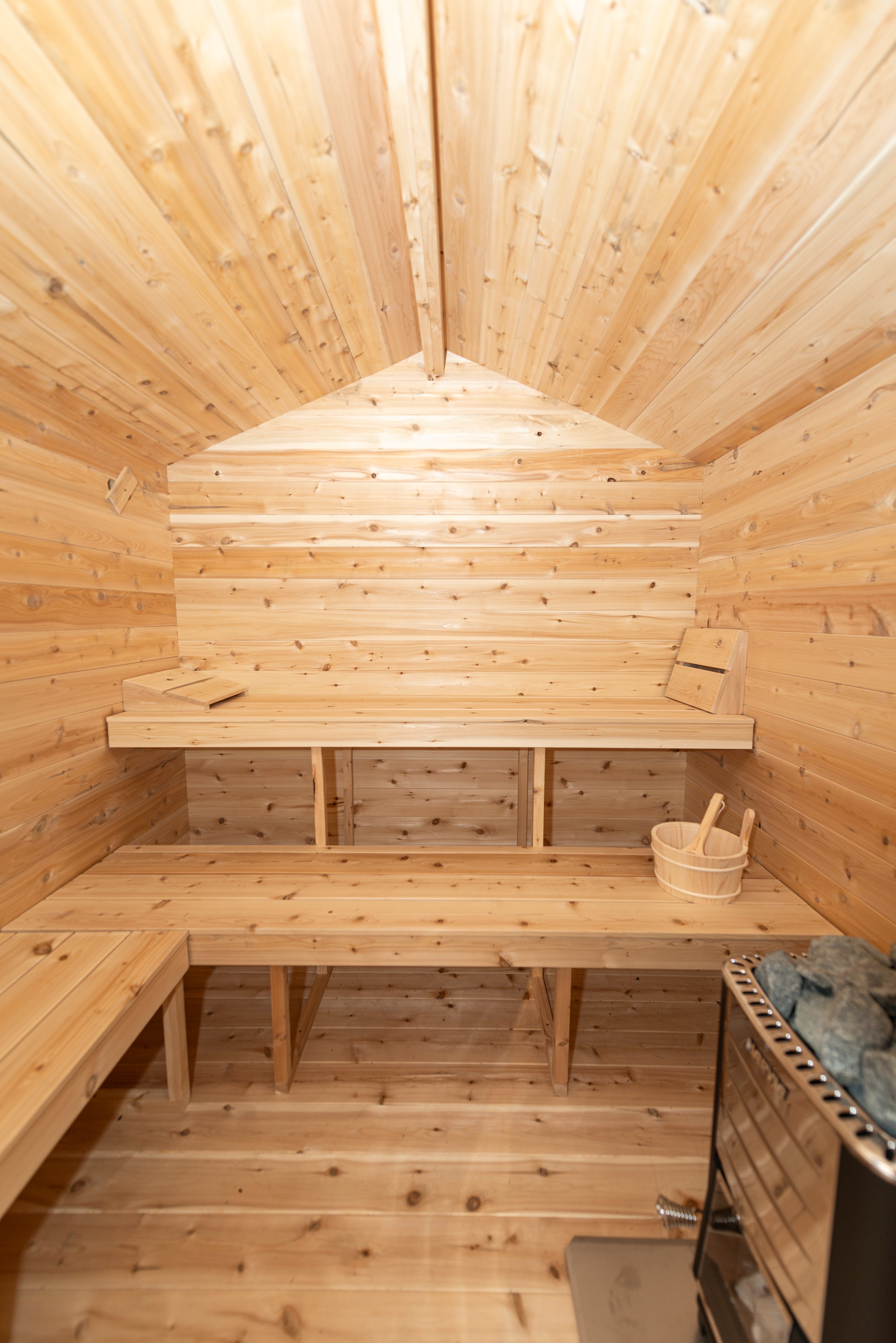 LeisureCraft Canadian Timber Georgian Sauna with Changeroom CTC88CW