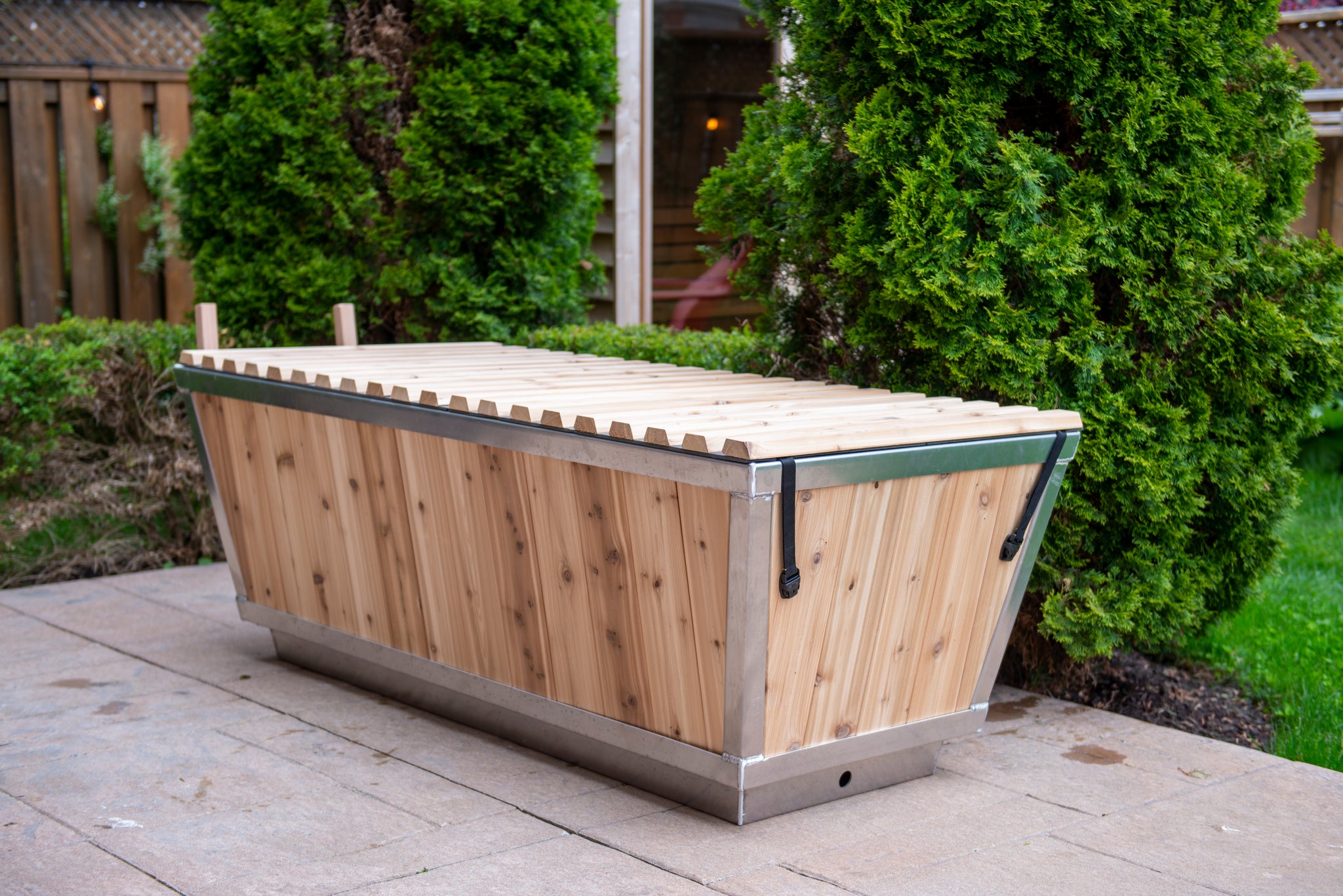 Dundalk LeisureCraft Polar Cold Plunge Tub  CT362PP