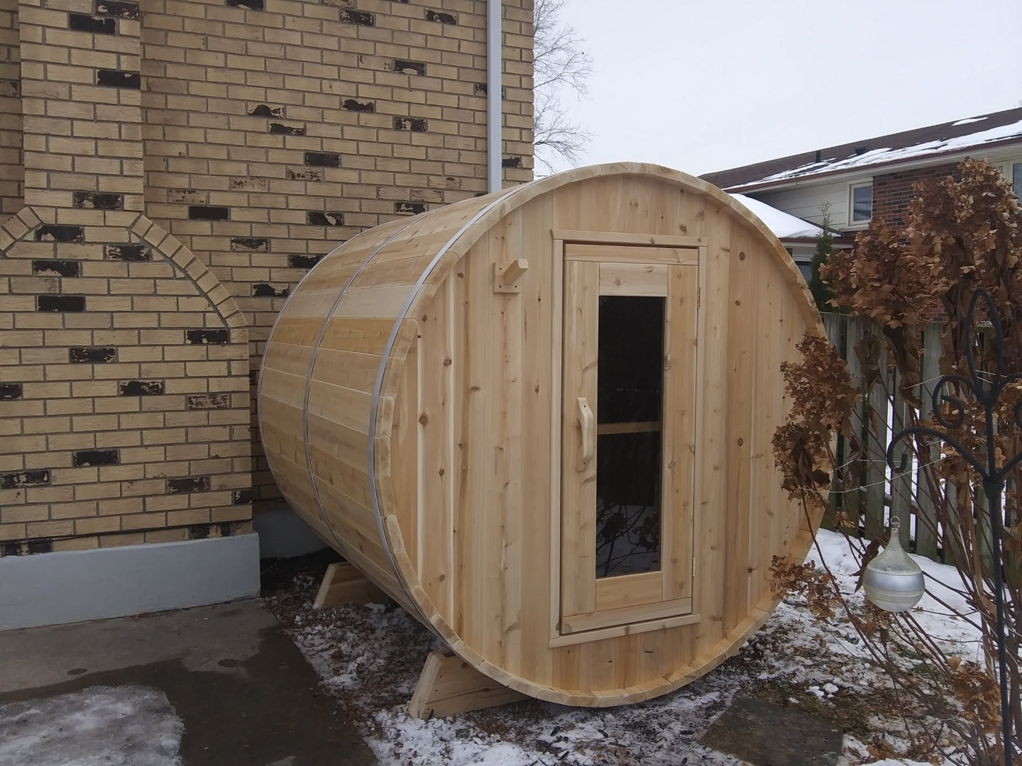 Dundalk Leisurecraft Canadian Timber Harmony 3-4 Person Barrel Sauna – CTC22W